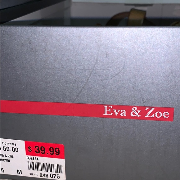 Heels - Picture 4 of 4